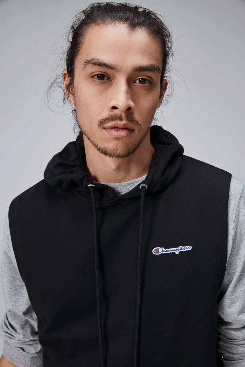 Champion Script Logo French Terry Sleeve Less Hoodie (M)